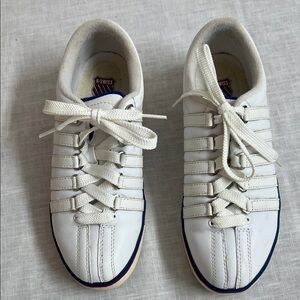 🌞 K-Swiss Authentic Classic White Sneakers Blue Accents unisex women size 6.5